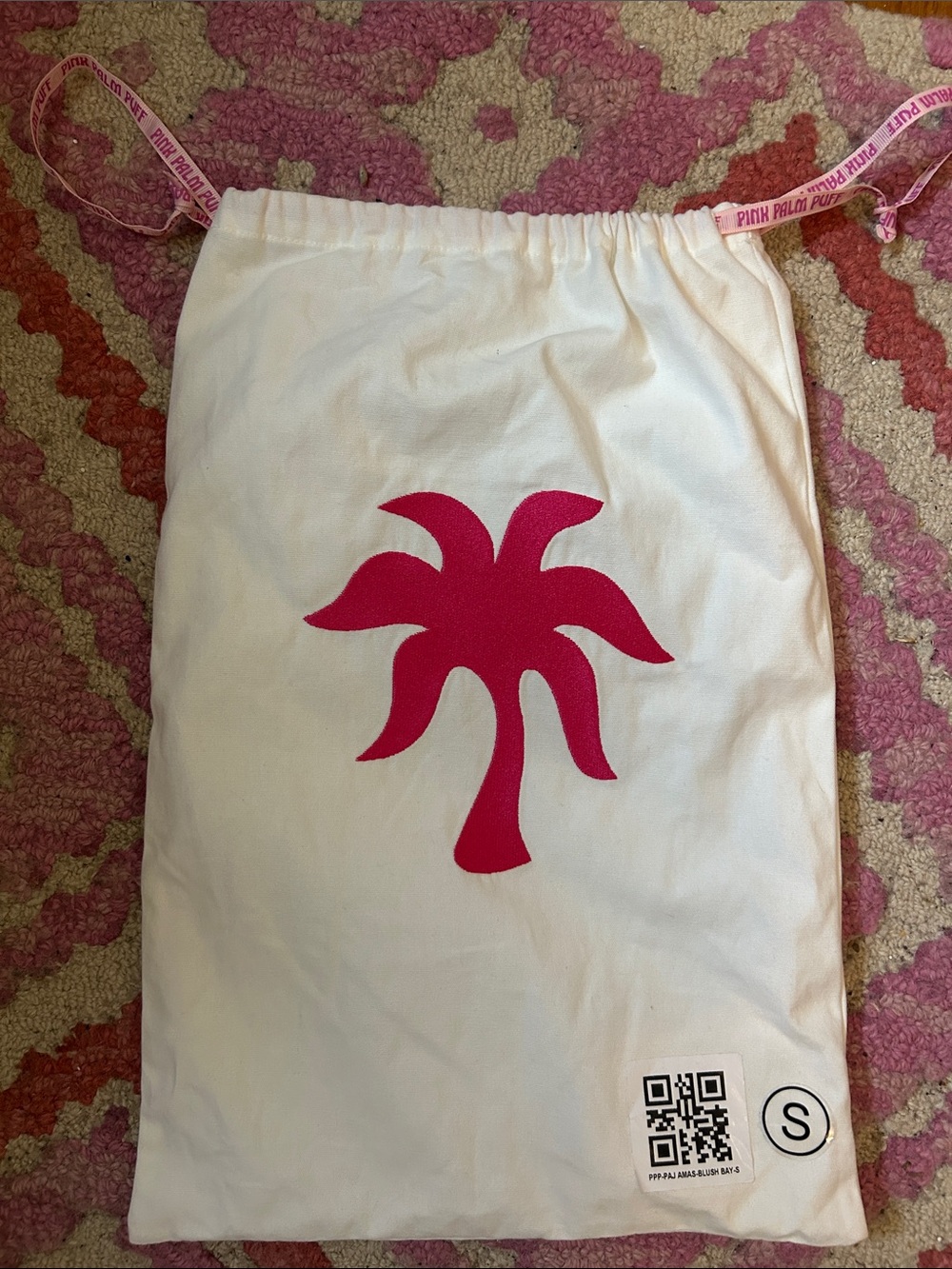 Pink Palm Puff Cotton Drawstring dust Bag ✨Like New✨